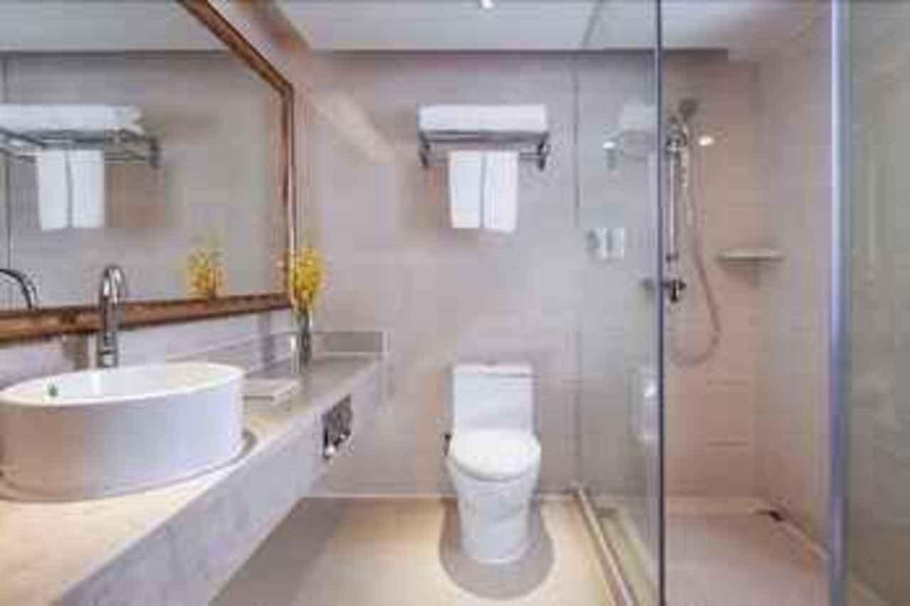 Vienna International Hotel Shanghai Pudong Huinan Exterior photo
