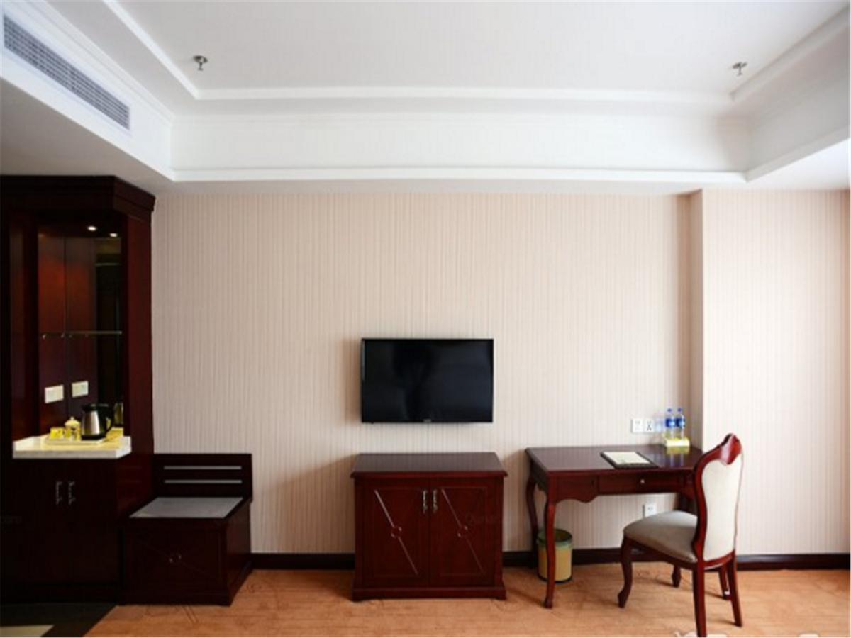 Vienna International Hotel Shanghai Pudong Huinan Exterior photo
