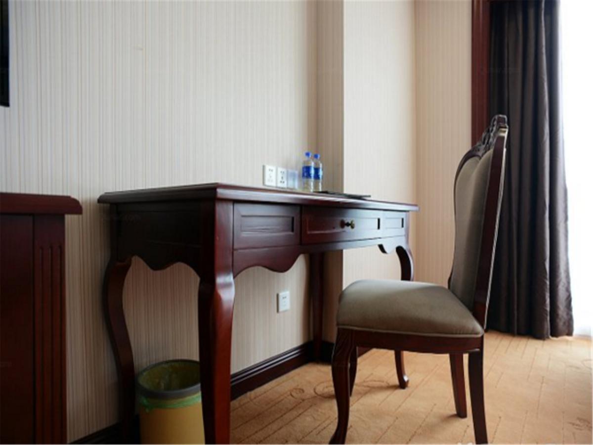 Vienna International Hotel Shanghai Pudong Huinan Exterior photo