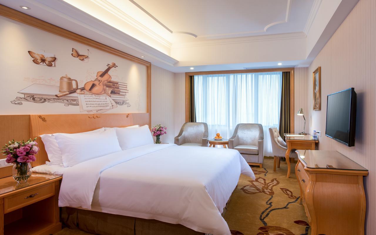 Vienna International Hotel Shanghai Pudong Huinan Exterior photo